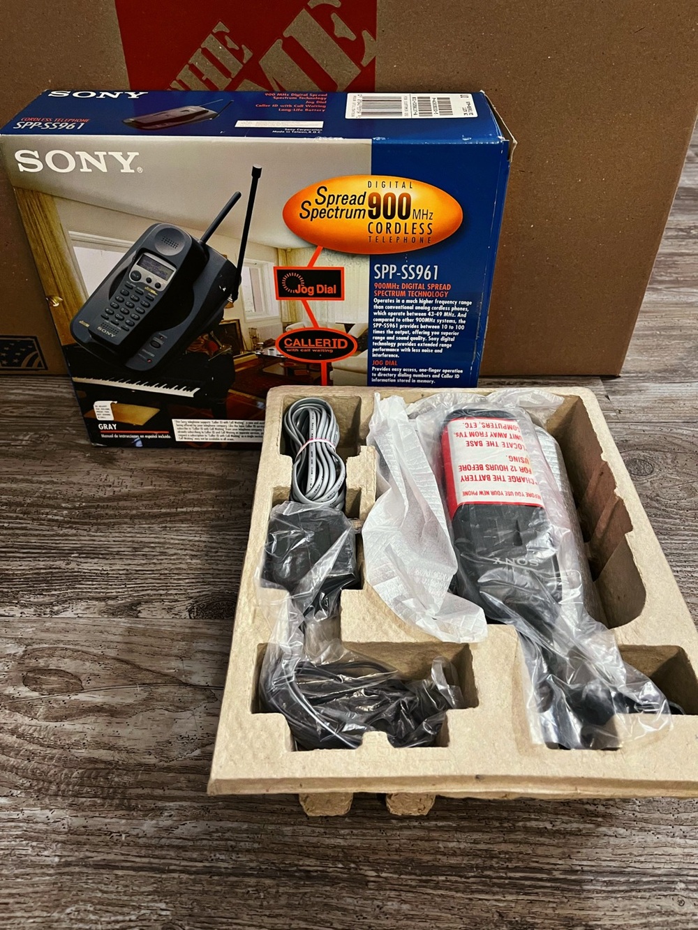 Vintage Sony SPP-SS961 Digital Spread Spectrum 900 MHz Cordless Telephone New
